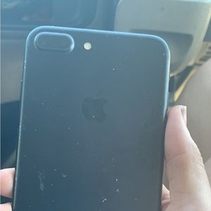 I phone 7 plus unlocked I’m only getting rid of it cause I got a new one